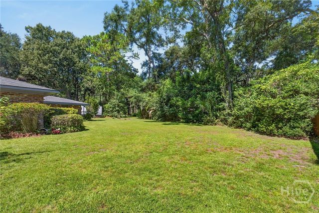102 Devonshire Road, Savannah, GA 31410