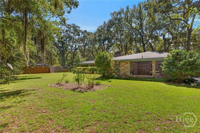 102 Devonshire Road, Savannah, GA 31410