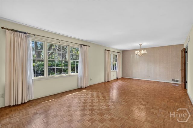 102 Devonshire Road, Savannah, GA 31410