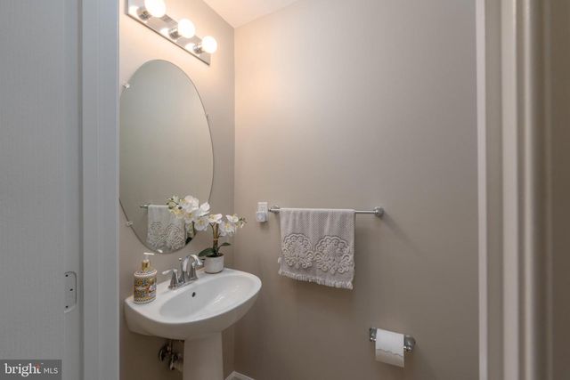 7716 TIMBERCROSS LN, Glen Burnie, MD 21060