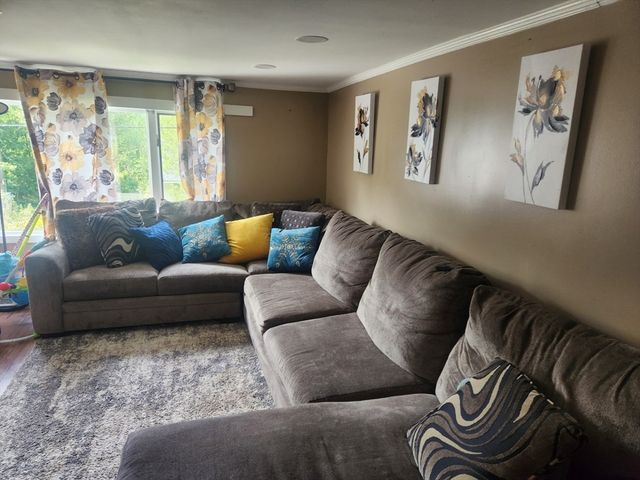 53 Temple Street, Spencer, MA 01562