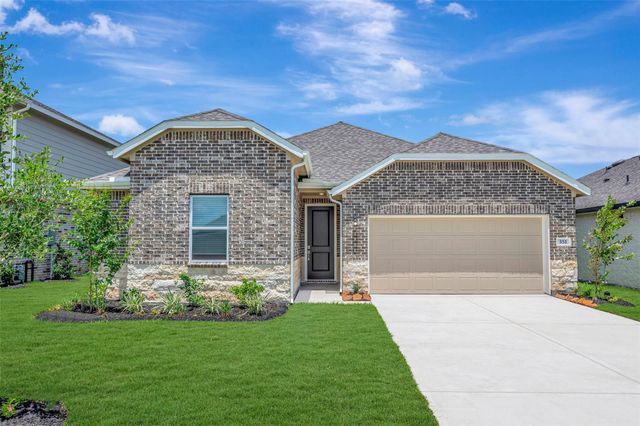 351 West Rose Marie Lane, Montgomery, TX 77356