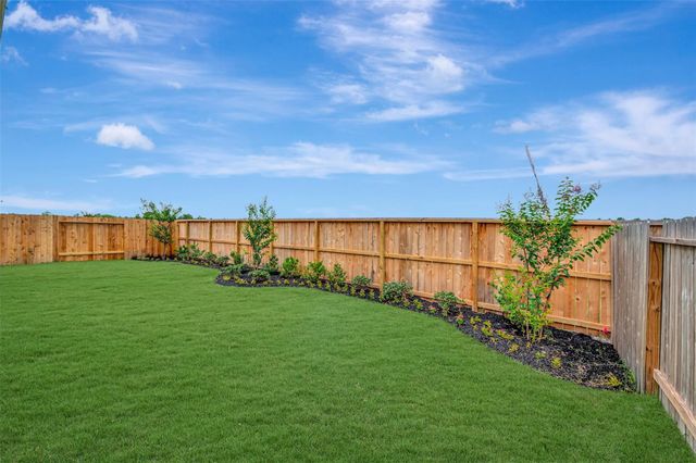 351 West Rose Marie Lane, Montgomery, TX 77356