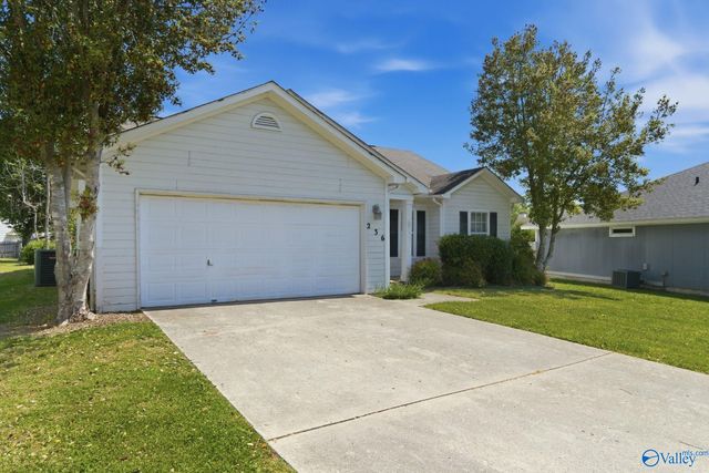 236 River Oaks Drive, Madison, AL 35758