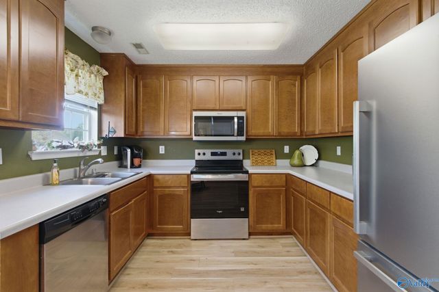 236 River Oaks Drive, Madison, AL 35758