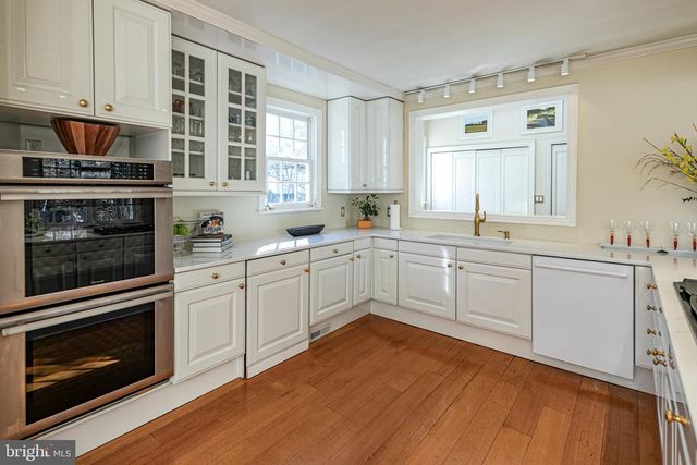 240 LIBRARY PL, Princeton, NJ 08540