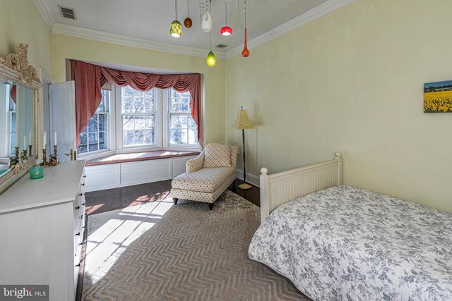 240 LIBRARY PL, Princeton, NJ 08540