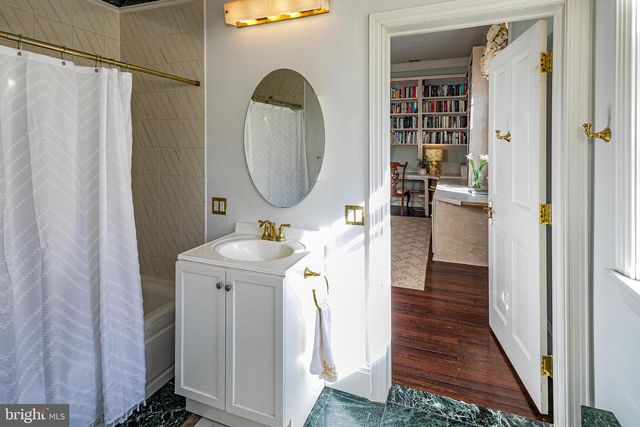 240 LIBRARY PL, Princeton, NJ 08540