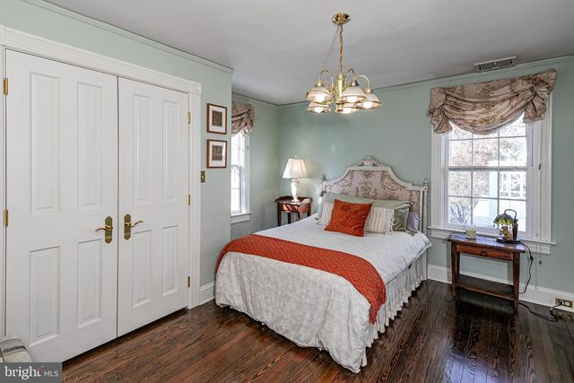 240 LIBRARY PL, Princeton, NJ 08540