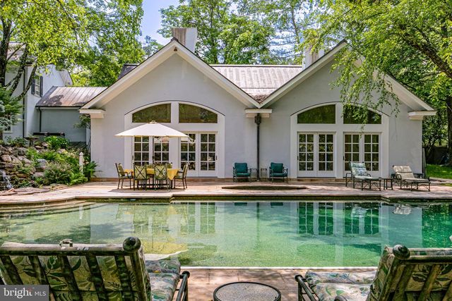 240 LIBRARY PL, Princeton, NJ 08540