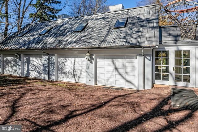 240 LIBRARY PL, Princeton, NJ 08540