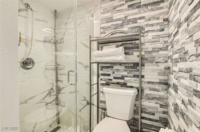 2520 Castlesands Way, Las Vegas, NV 89121