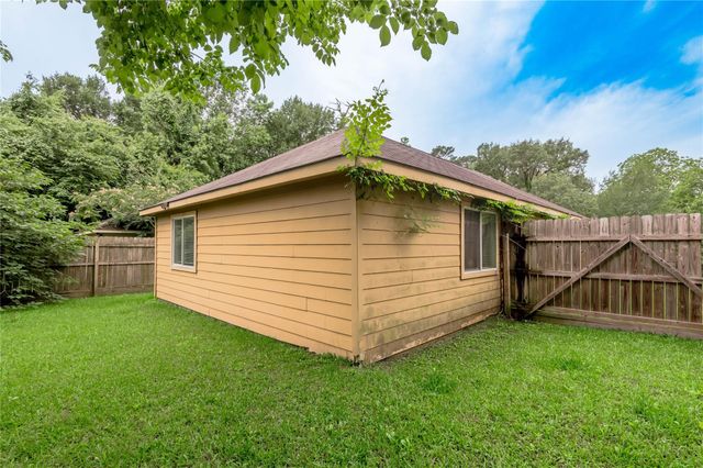 636 Avenue H, Huntsville, TX 77320