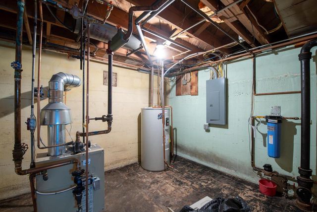 926 CONGRESS STREET, Neenah, WI 54956