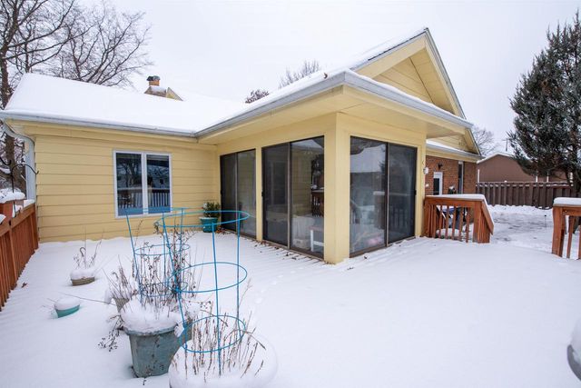 926 CONGRESS STREET, Neenah, WI 54956