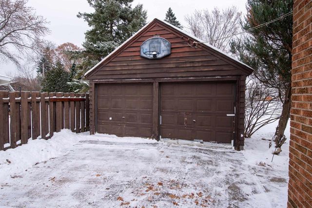 926 CONGRESS STREET, Neenah, WI 54956