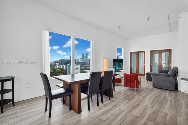 10 SW South River Dr 1615, Miami, FL 33130