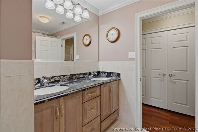 105 Great Oaks Drive, Fayetteville, NC 28303
