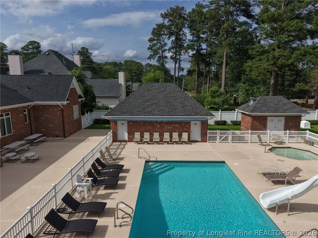 105 Great Oaks Drive, Fayetteville, NC 28303