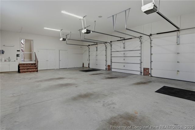 105 Great Oaks Drive, Fayetteville, NC 28303
