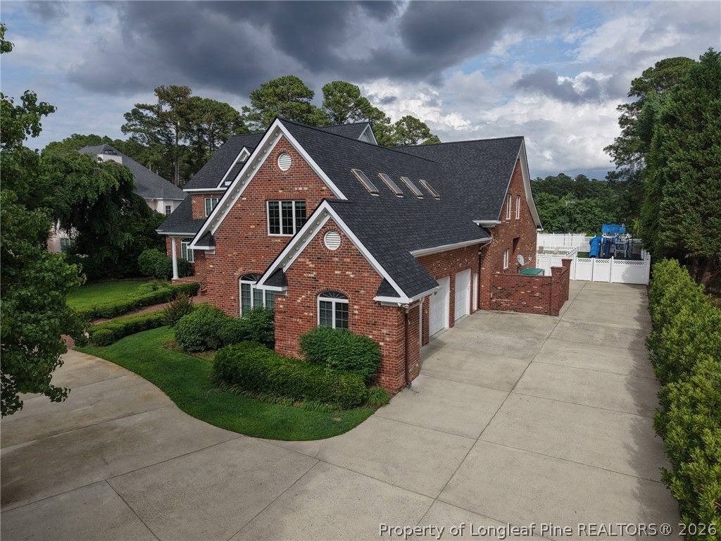 105 Great Oaks Drive, Fayetteville, NC 28303 — photo 3
