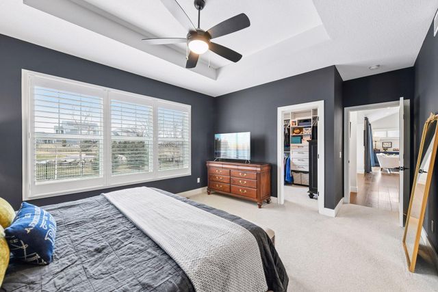 4052 Vista View Drive, Chaska, MN 55318