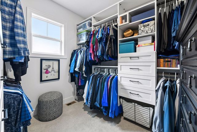 4052 Vista View Drive, Chaska, MN 55318