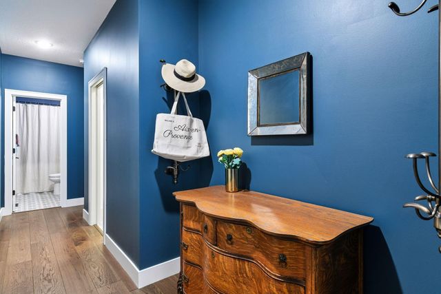 4052 Vista View Drive, Chaska, MN 55318