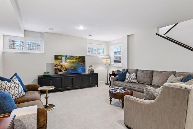 4052 Vista View Drive, Chaska, MN 55318