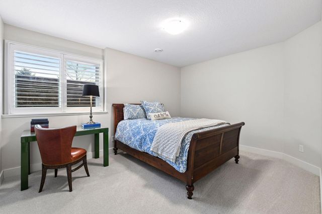 4052 Vista View Drive, Chaska, MN 55318