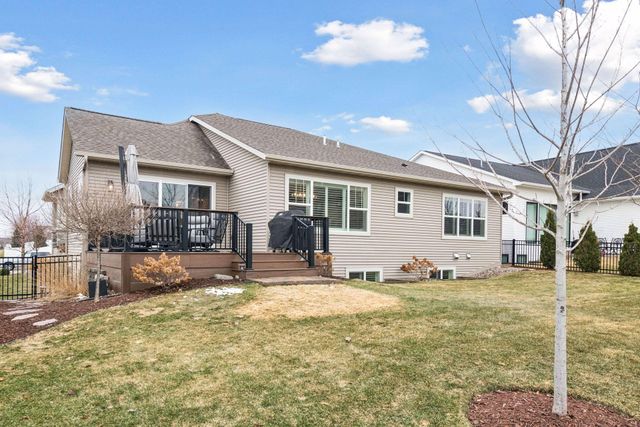 4052 Vista View Drive, Chaska, MN 55318