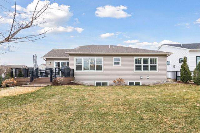 4052 Vista View Drive, Chaska, MN 55318