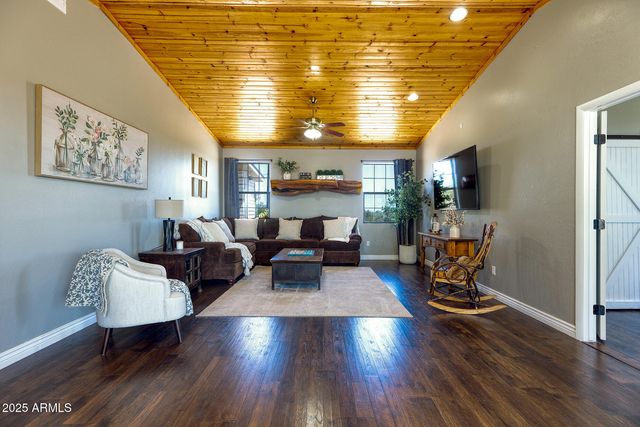 929 E WILLOW Lane, Taylor, AZ 85939