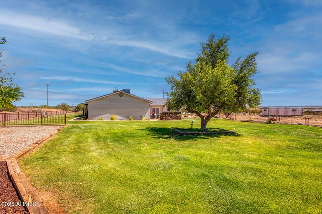 929 E WILLOW Lane, Taylor, AZ 85939
