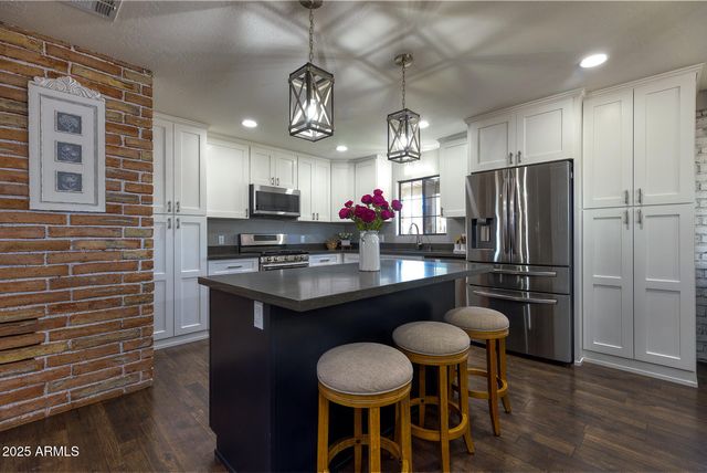 929 E WILLOW Lane, Taylor, AZ 85939