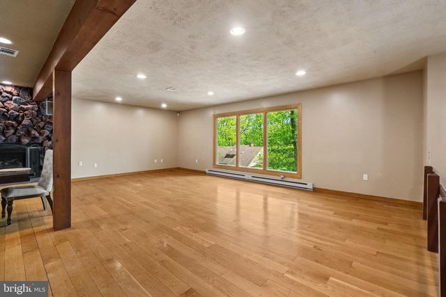 1620 BOBALEW TRL, Allentown, PA 18103