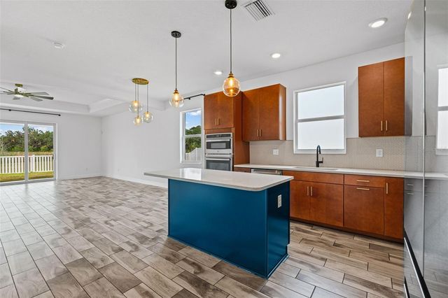 8093 TEA OLIVE TERRACE, Palmetto, FL 34221