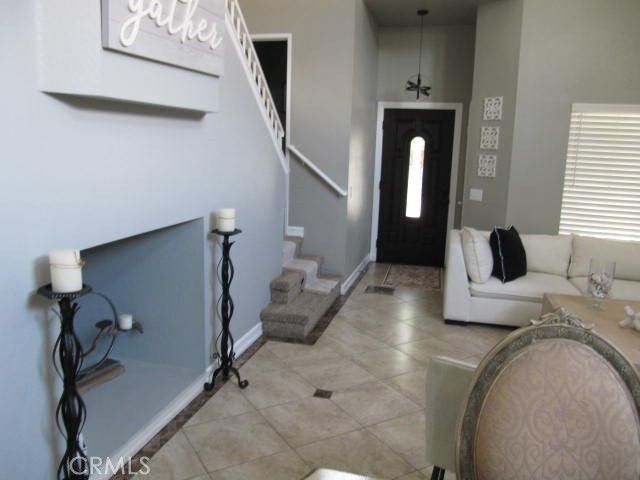 687 Pointe Vista, Corona, CA 92881