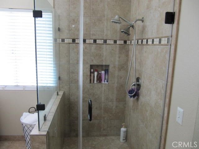 687 Pointe Vista, Corona, CA 92881