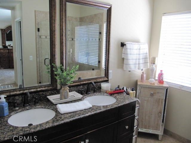 687 Pointe Vista, Corona, CA 92881