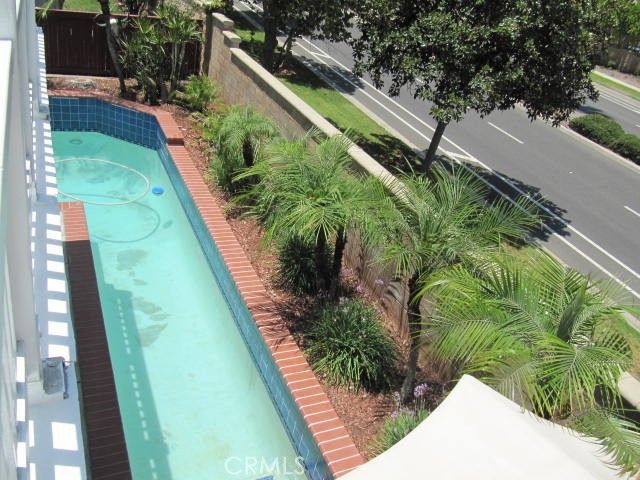 687 Pointe Vista, Corona, CA 92881