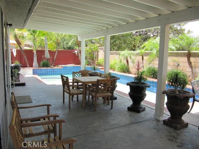 687 Pointe Vista, Corona, CA 92881