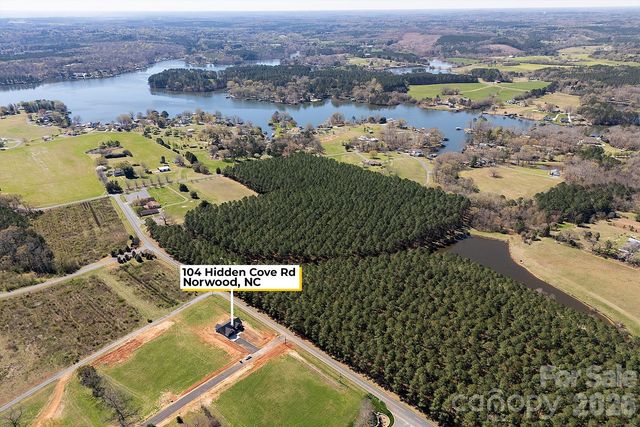 104 Hidden Cove Road, Norwood, NC 28128