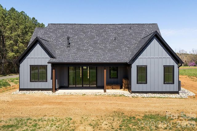 104 Hidden Cove Road, Norwood, NC 28128