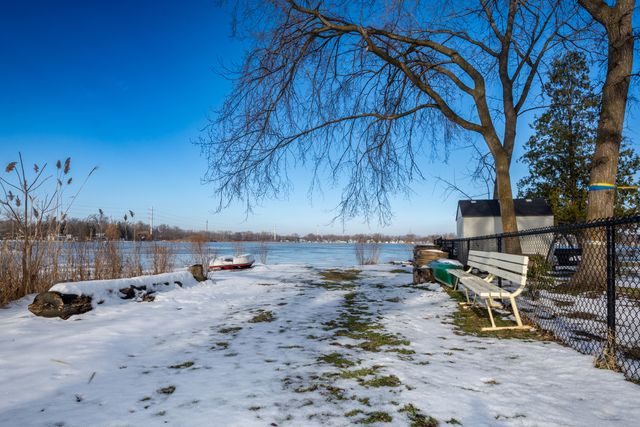 40184 N Liberty Street, Antioch, IL 60002