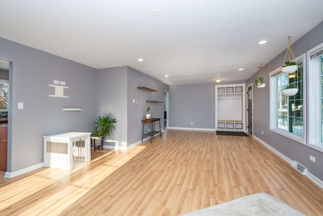 40184 N Liberty Street, Antioch, IL 60002