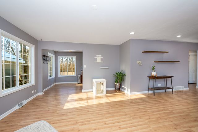 40184 N Liberty Street, Antioch, IL 60002