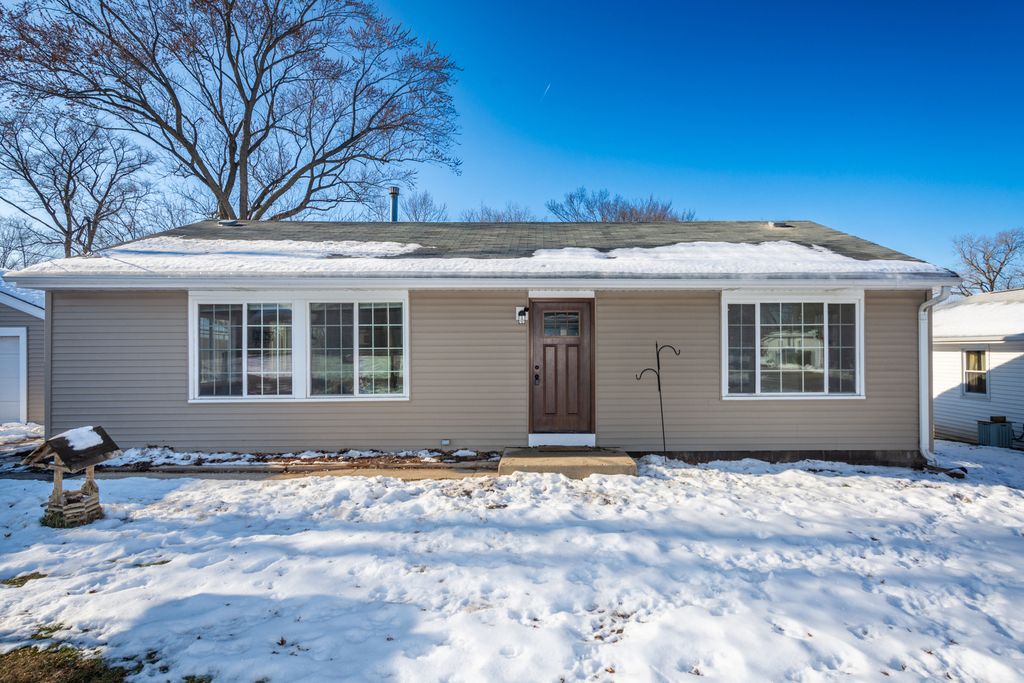 40184 N Liberty Street, Antioch, IL 60002