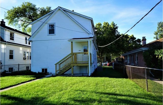 2224 Foster Street 1, Evanston, IL 60201