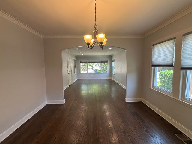 2224 Foster Street 1, Evanston, IL 60201
